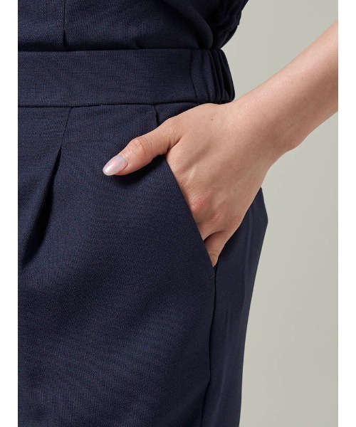Perfect Suit FActory（パーフェクトスーツファクトリー）の「【セットアップ可能】麻調メッシュパンツ　ベージュ/ネイビー（スーツパンツ・レディース・ネイビー/ベージュ・S/M/SS/L）」の12枚目の写真