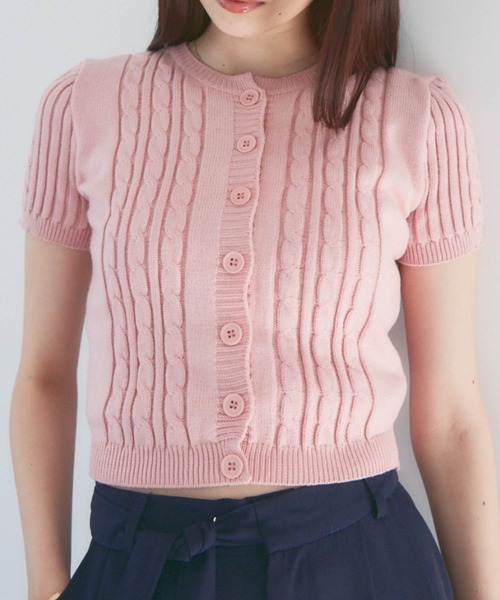 solleim（ソルレム）の「コンパクト半袖ケーブルニットカーディガン（カーディガン/ボレロ・レディース・ブラック/ホワイト/ピンク・M）」の3枚目の写真
