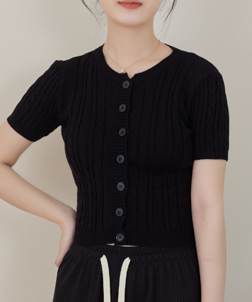 solleim（ソルレム）の「コンパクト半袖ケーブルニットカーディガン（カーディガン/ボレロ・レディース・ブラック/ホワイト/ピンク・M）」の6枚目の写真