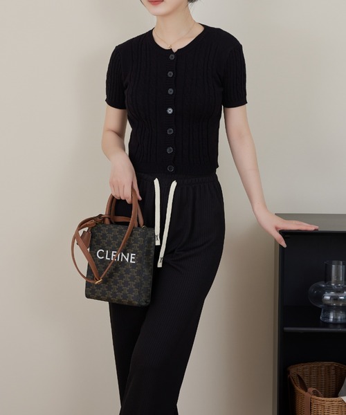 solleim（ソルレム）の「コンパクト半袖ケーブルニットカーディガン（カーディガン/ボレロ・レディース・ブラック/ホワイト/ピンク・M）」の8枚目の写真