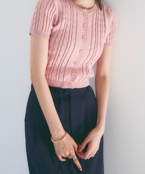 solleim（ソルレム）の「コンパクト半袖ケーブルニットカーディガン（カーディガン/ボレロ・レディース・ブラック/ホワイト/ピンク・M）」の18枚目の写真