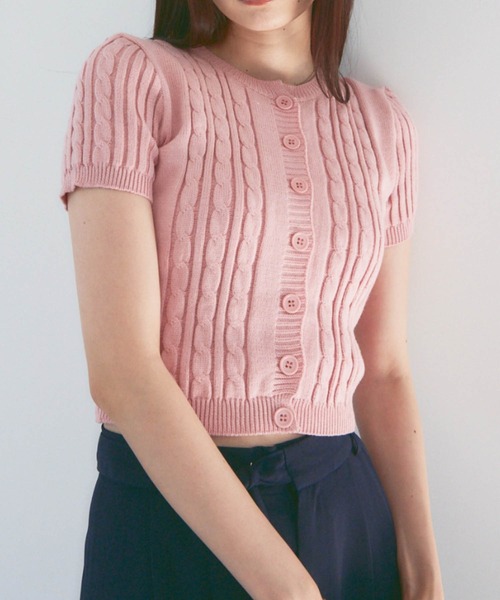 solleim（ソルレム）の「コンパクト半袖ケーブルニットカーディガン（カーディガン/ボレロ・レディース・ブラック/ホワイト/ピンク・M）」の19枚目の写真