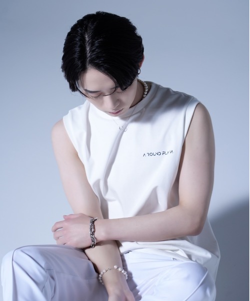 AROUND FLAVA(アラウンドフラバ)の「silkete like heavy weight glitter print sleeveless T / シルケットライク ヘビーウェイト ラメプリントノースリーブTシャツ(Tシャツ/カットソー・メンズ・ブラック/ホワイト・SMALL/MEDIUM/LARGE)」の7枚目の写真