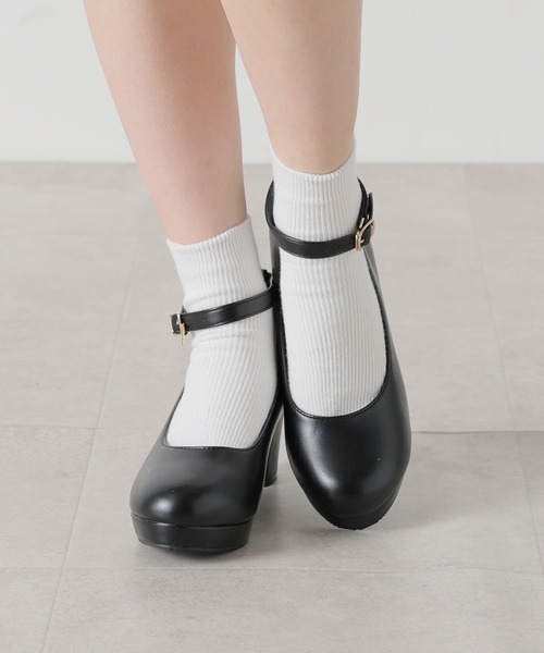 Honeys(ハニーズ)の「厚底ストラップ付パンプス(パンプス・レディース・ブラック/ピンクベージュ/ブラック系その他・24.0/23.0/22.5/23.5/24.5)」の7枚目の写真