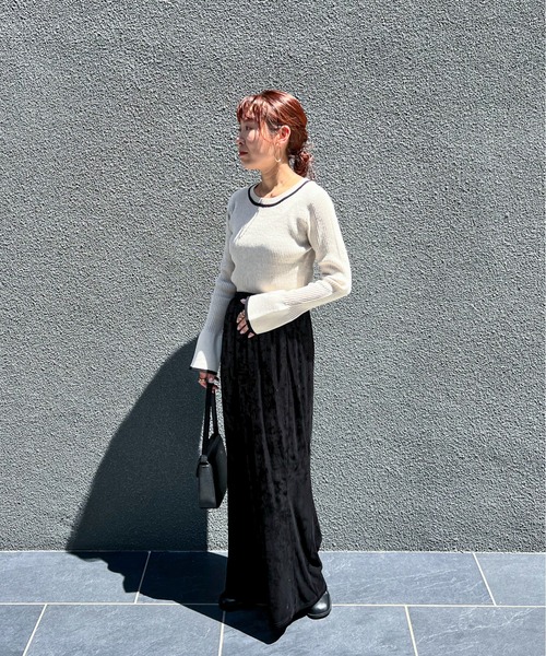 feepur（フェピュール）の「【ハンドウォッシャブル】フレアスリーブ配色リブニット（ニット/セーター・レディース・オフホワイト/グレー/ブラック・MEDIUM）」の17枚目の写真