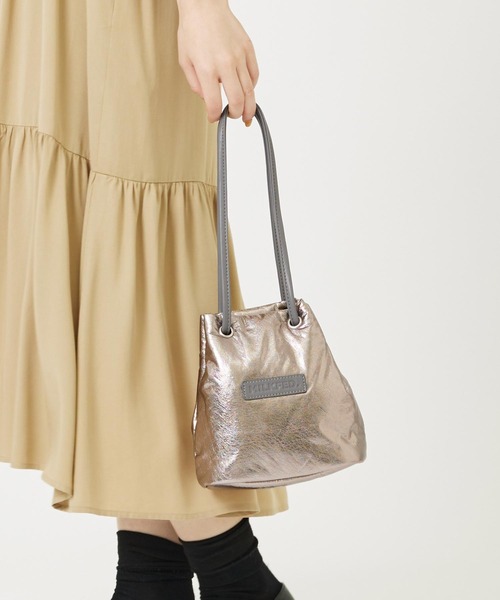 MILKFED.（ミルクフェド）の「METALLIC DRAWSTRING BAG（ショルダーバッグ・レディース・グリーン/シルバー/パープル・ONE SIZE）」の4枚目の写真