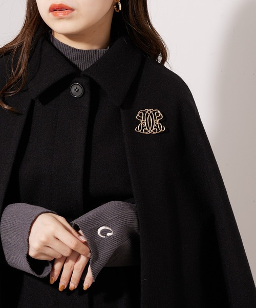 Chico（チコ）の「【新色追加/REVIVAL】ブローチ付ボリューム袖ハイネックニット（ニット/セーター・レディース・ホワイト系その他2/アイボリー/チャコールグレー/グレー系その他/ブラック/ピンク・FREE）」の11枚目の写真