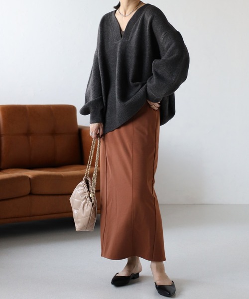 ap retro（アプレトロ）の「ディープVネックニット / オーバーサイズ
