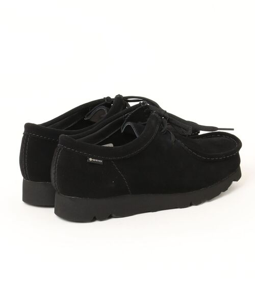 Clarks(クラークス)の「クラークス ワラビーGTX(モカシン/デッキシューズ・メンズ・ブラック・8/7)」の2枚目の写真