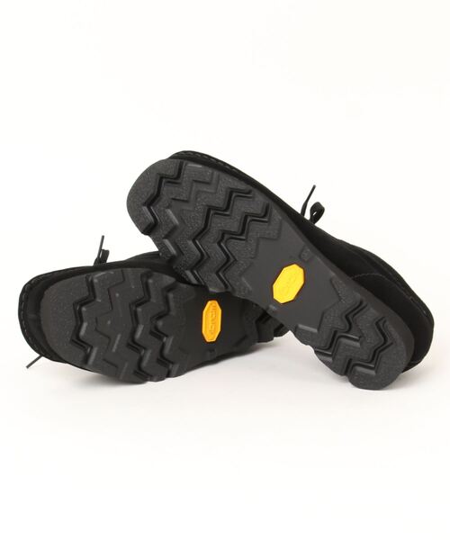 Clarks(クラークス)の「クラークス ワラビーGTX(モカシン/デッキシューズ・メンズ・ブラック・8/7)」の3枚目の写真