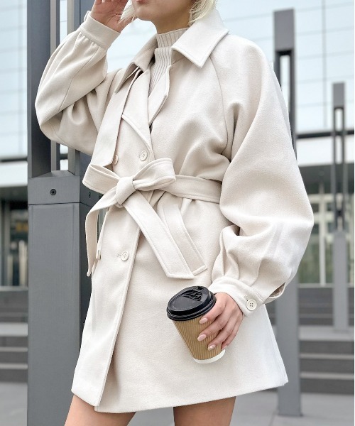 SpRay（スプレイ）の「エコウールボリュスリミニトレンチコート（トレンチコート・レディース・アイボリー/グレイッシュベージュ/ブラック・FREE）」の2枚目の写真