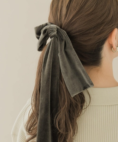 SMELLY（スメリー）の「『WEB/一部店舗限定』ベロアビッグリボンヘアカフセット（ヘアゴム・レディース・カーキ/ブラック・-）」の8枚目の写真