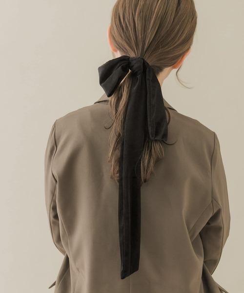SMELLY（スメリー）の「『WEB/一部店舗限定』ベロアビッグリボンヘアカフセット（ヘアゴム・レディース・カーキ/ブラック・-）」の19枚目の写真