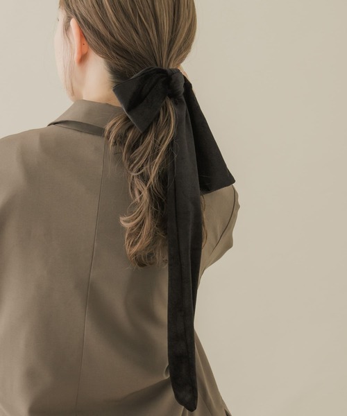 SMELLY（スメリー）の「『WEB/一部店舗限定』ベロアビッグリボンヘアカフセット（ヘアゴム・レディース・カーキ/ブラック・-）」の20枚目の写真