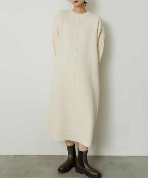 SENSE OF PLACE by URBAN RESEARCH(センスオブプレイスバイアーバンリサーチ)の「センターシームサムホールニットワンピース(ワンピース・レディース・グレー/アイボリー/ネイビー・ONE)」の4枚目の写真