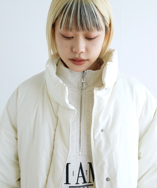 w closet(ダブルクローゼット)の「モンスターダウン(ダウンジャケット/コート・レディース・ブラック/オフホワイト・FREE)」の8枚目の写真