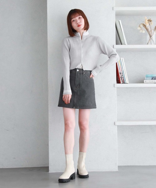 archives(アルシーヴ)の「ラインWzipリブニット(ニット/セーター・レディース・グレー/ブラック/アイボリー・MEDIUM)」の5枚目の写真