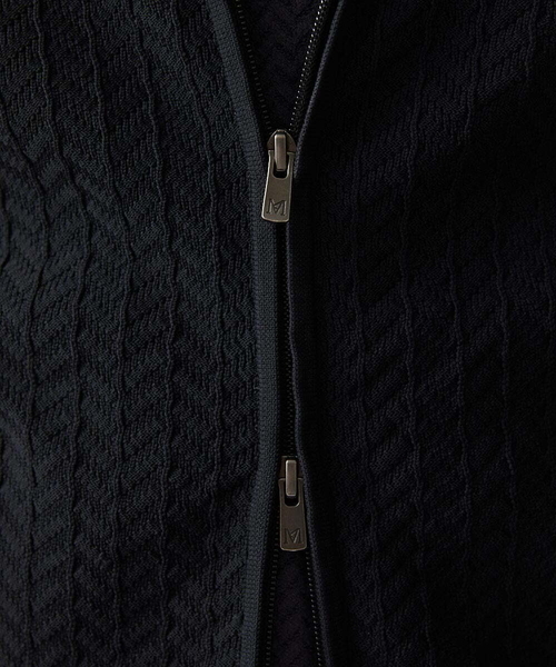 MICHEL KLEIN HOMME   （ミッシェルクランオム）の「【2024年モデル】ニットZIPアップパーカー セットアップ（パーカー・メンズ・ブラック/ダークグレー・MEDIUM/LARGE/X-LARGE）」の17枚目の写真