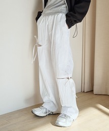 サイドアンバランススリットリボンストレートナイロンパンツ