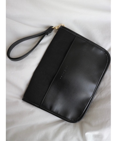 TRUNC（トランクエイティーエイト）の「Eco Leather Combi Multi Case