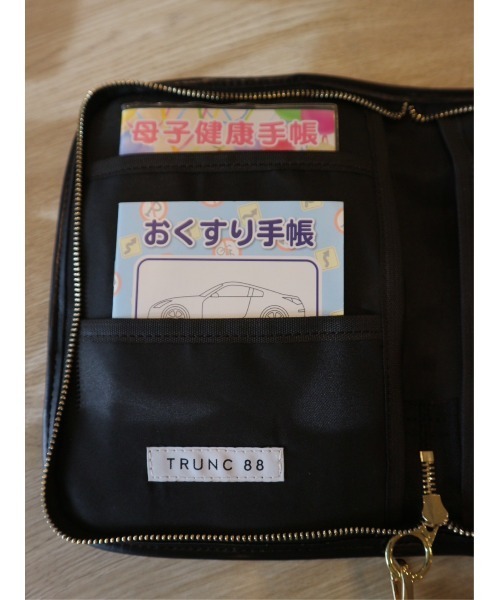 最新な TRUNC 88（トランクエイティーエイト）の「Eco Leather Combi バッグ