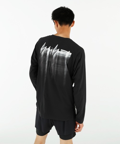 Y-3(ワイスリー)の「M RUN LS TEE(Tシャツ/カットソー・メンズ・ブラック・SMALL/MEDIUM/LARGE/X-SMALL/X-LARGE/XX-LARGE)」の1枚目の写真