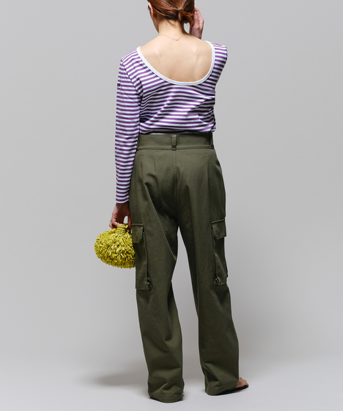 IENA LA BOUCLE(イエナラブークル)の「【LE MINOR/ルミノア 】MADEMOISELLE U カットソー(Tシャツ/カットソー・レディース・ブラック/パープル・FREE)」の4枚目の写真