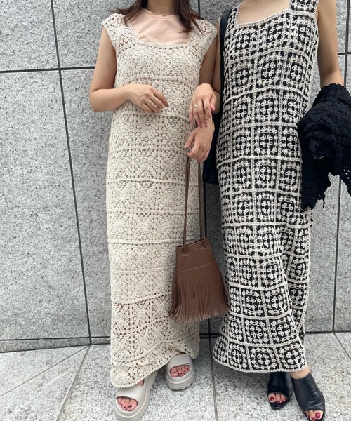 ENIM BY VICKY(エニムバイビッキー)の「クロシェロングワンピース《手洗い可能》(ワンピース・レディース・ブラック系その他/オフホワイト/ブラック・M)」の18枚目の写真