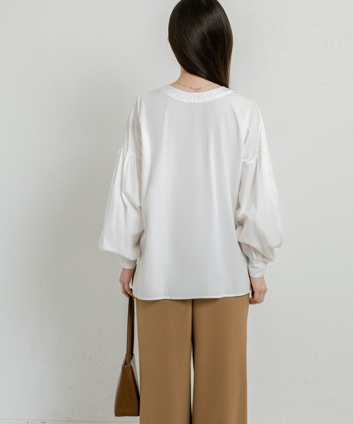 MAISON DE THERESE(メゾン ド テレーズ)の「前後2wayボリュウームスリーブ オーバーサイズブラウス(シャツ/ブラウス・レディース・ホワイト/ベージュ/ブラック・FREE)」の4枚目の写真