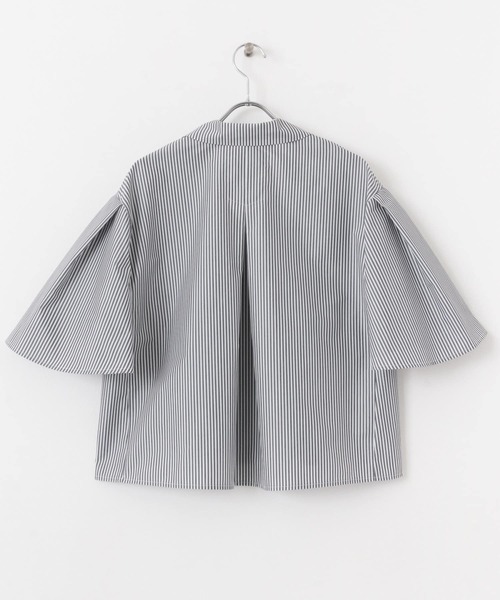 URBAN RESEARCH ROSSO WOMEN(アーバンリサーチ ロッソ)の「フレアスリーブショートシャツブラウス(シャツ/ブラウス・レディース・ホワイト/ストライプ/カーキ・FREE)」の14枚目の写真