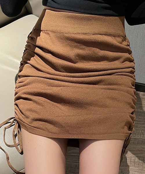 SEN TOKYO（セントーキョー）の「容易にスタイルアップ。サイドギャザー シャーリングミニスカート（スカート・レディース・ブラック/ブラウン/ホワイト/グレー・FREE）」の18枚目の写真