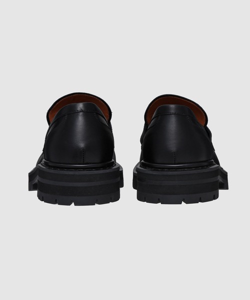 MARNI(マルニ)の「CALF LEATHER / ピアス付きモカシンシューズ(その他シューズ・メンズ・ブラック・41/42)」の5枚目の写真