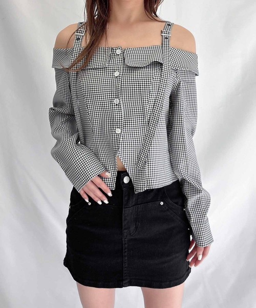 ENVYM（アンビー）の「オフショルシャツ（シャツ/ブラウス・レディース・チェック/ホワイト/ブラック・FREE）」の2枚目の写真