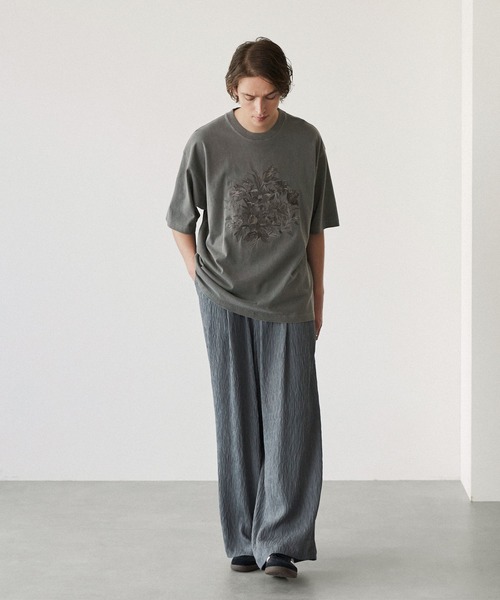 ER フットボールシャツ emma エマ ピグメントオーバーダイフラワー刺繍ヘビーウェイトTシャツ EMMA