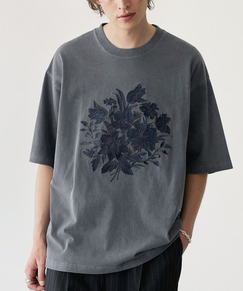 EMMA & GAIA 売れ筋商品|||エマアンドガイア Tシャツ トップス レディース Tops Purple EMMA CLOTHES（エマクローズ）の「ピグメントオーバーダイ