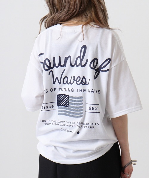FUNALIVE(ファンアライブ)の「サガラ刺繍オーバーサイズTシャツ UVカット&COOL&DRY 半袖(Tシャツ/カットソー・メンズ・ブラック/ホワイト系その他2/ライトグレー/ブルー/オフホワイト/ブラック系その他2/ブラウン/ミント/スミクロ/ダークブルー/ホワイト系その他3/ダークグリーン/ダークネイビー/ライトグリーン系1/ホワイト系1/ブラック系その他4/ブラウン系1/ラベンダー/ホワイト系その他4/ブラック系その他3/ブラック系その他5/ダークグリーン系1/ホワイト系その他5/ブラック系1・M/L/LL)」の3枚目の写真