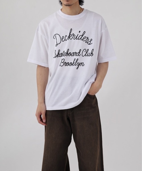 FUNALIVE(ファンアライブ)の「サガラ刺繍オーバーサイズTシャツ UVカット&COOL&DRY 半袖(Tシャツ/カットソー・メンズ・ブラック/ホワイト系その他2/ライトグレー/ブルー/オフホワイト/ブラック系その他2/ブラウン/ミント/スミクロ/ダークブルー/ホワイト系その他3/ダークグリーン/ダークネイビー/ライトグリーン系1/ホワイト系1/ブラック系その他4/ブラウン系1/ラベンダー/ホワイト系その他4/ブラック系その他3/ブラック系その他5/ダークグリーン系1/ホワイト系その他5/ブラック系1・M/L/LL)」の5枚目の写真
