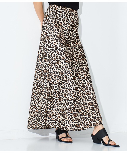 Settimissimo（セッティミッシモ）の「ITALY サテン レオパードプリント ロングスカート（スカート・レディース・ブラウン・FREE）」の6枚目の写真