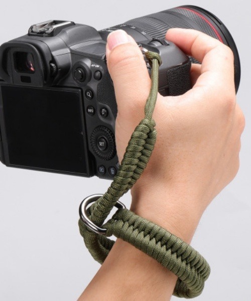Fun & Daily（ファンアンドデイリー）の「F&D : コードシングルカメラストラップ（カメラ/カメラグッズ・メンズ・レッド系その他/グリーン系その他/ブラック/グリーン/グレー・FREE）」の3枚目の写真