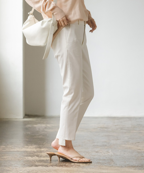 Noble（ノーブル）の「《追加》ドライコットンリネンステップヘムパンツ 6（スラックス・レディース・ラベンダー/ブラック/ホワイト系その他・40/38/36/34）」の13枚目の写真