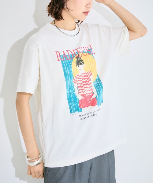 ELLEgirl(エルガール)の「グラフィックプリントTシャツ【ELLEgirl/エル ガール】(Tシャツ/カットソー・レディース・ホワイト/ホワイト系その他・FREE)」の21枚目の写真