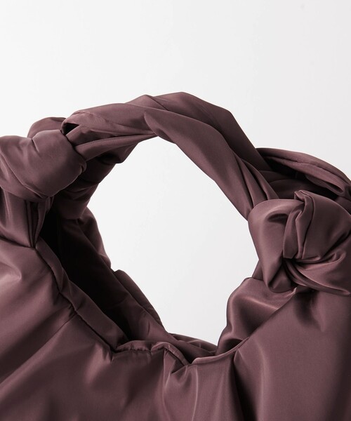 BEAUTY&YOUTH UNITED ARROWS（ビューティーアンドユースユナイテッドアローズ）の「ギャザー リボンハンドル ショルダーバッグ -2WAY-（ショルダーバッグ・レディース・イエロー/ブラック/ワインレッド・FREE）」の4枚目の写真