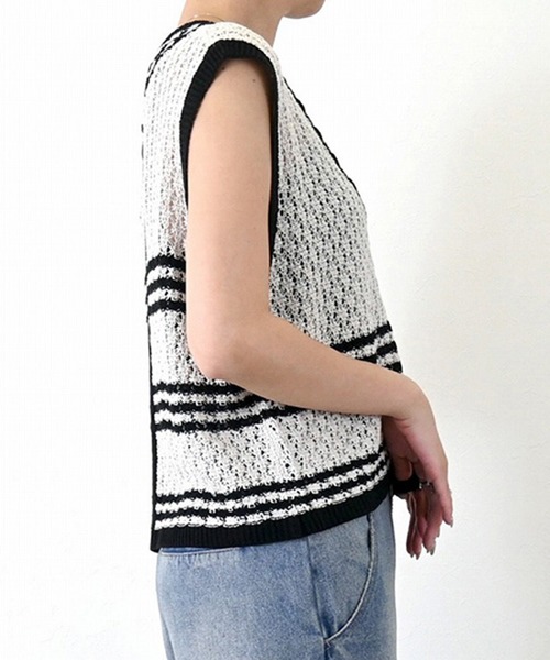 STYLEBLOCK（スタイルブロック）の「A麻タッチクロシェ編みニットベスト（ベスト・レディース・ブラック/グレー/アイボリー・M）」の6枚目の写真