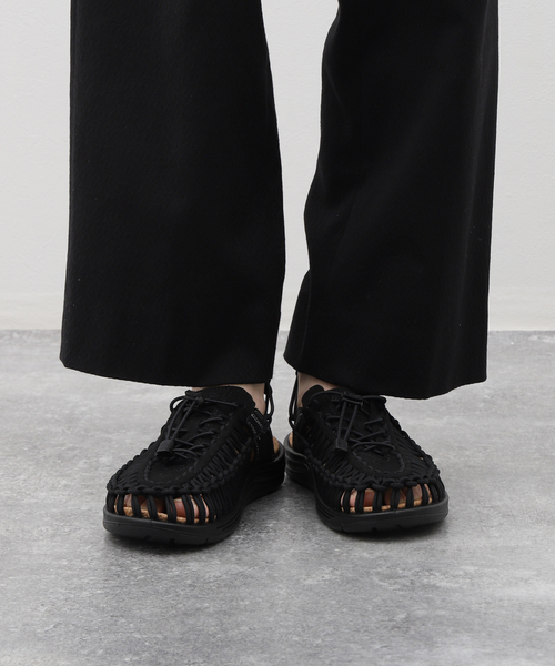 KEEN（キーン）の「KEEN / キーン UNEEK 2 CONVERTIBLE 1028669（サンダル・メンズ・ブラック・90/80/100）」の3枚目の写真
