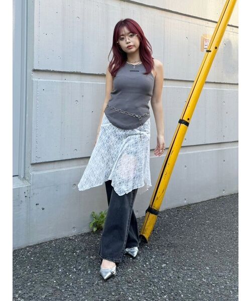 EVRIS(エヴリス)の「クラッシュデザイン刺繍タンクトップ(タンクトップ・レディース・ホワイト/ブルー/ブラック・FREE)」の12枚目の写真