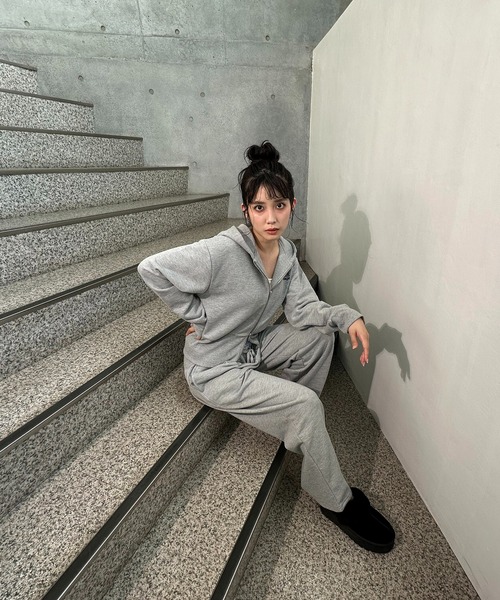 AS KNOW AS plus（アズノゥアズプラス）の「◇ワンポイントロゴ刺繍