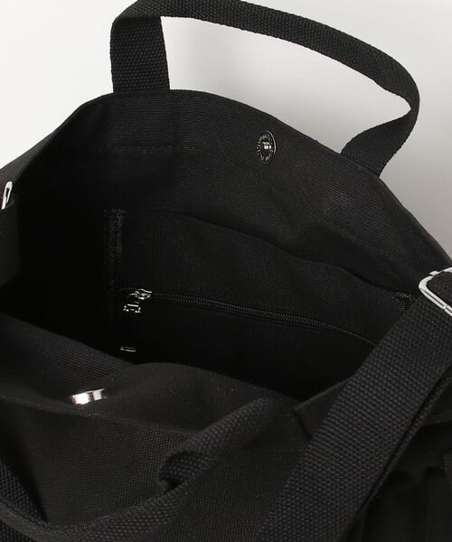 gossip!ロサンゼルス(ゴシップロサンゼルス)の「大容量 A4収納可能 通勤バッグキャンパスショルダーバッグ(ショルダーバッグ・レディース・オフホワイト/ブラック/カーキ・FREE)」の6枚目の写真