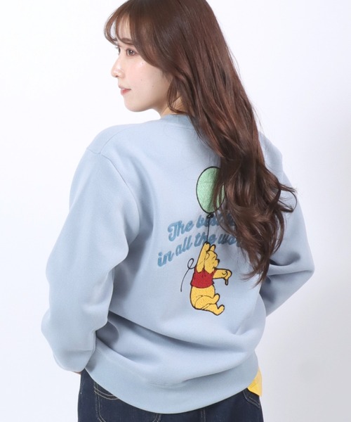 Disney(ディズニー)の「Disney(ディズニー)サガラ刺繍・ワッペン・キャラクター裏起毛スウェットトレーナー レディース/長袖/ミッキーマウス(スウェット・レディース・ダークグレー/ピンク/ホワイト系その他/イエロー/ライトグレー系/グリーン/ブラウン/レンガ/ワイン系2/アッシュグレー/ブルー/グレー系その他/サックスブルー/イエロー系その他/ブラック/グレー系その他2/ダークグリーン/ベージュ/ブラック系その他/グリーン系その他/パープル系その他/マスタード/ネイビー系1/ライトグレー系2・L/M)」の15枚目の写真