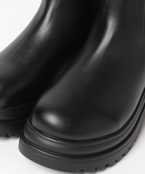 GLOBAL WORK（グローバルワーク）の「スタイルアップサイドゴアブーツ/149165（ブーツ・キッズ・ブラック・22cm/23cm/24cm/21cm）」の4枚目の写真