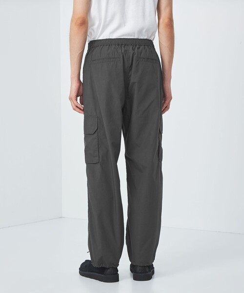 green label relaxing（グリーンレーベルリラクシング）の「タイプライター コットン SILI 6ポケット イージーパンツ（カーゴパンツ・メンズ・ダークグレー/ブラック・L/S/M）」の8枚目の写真